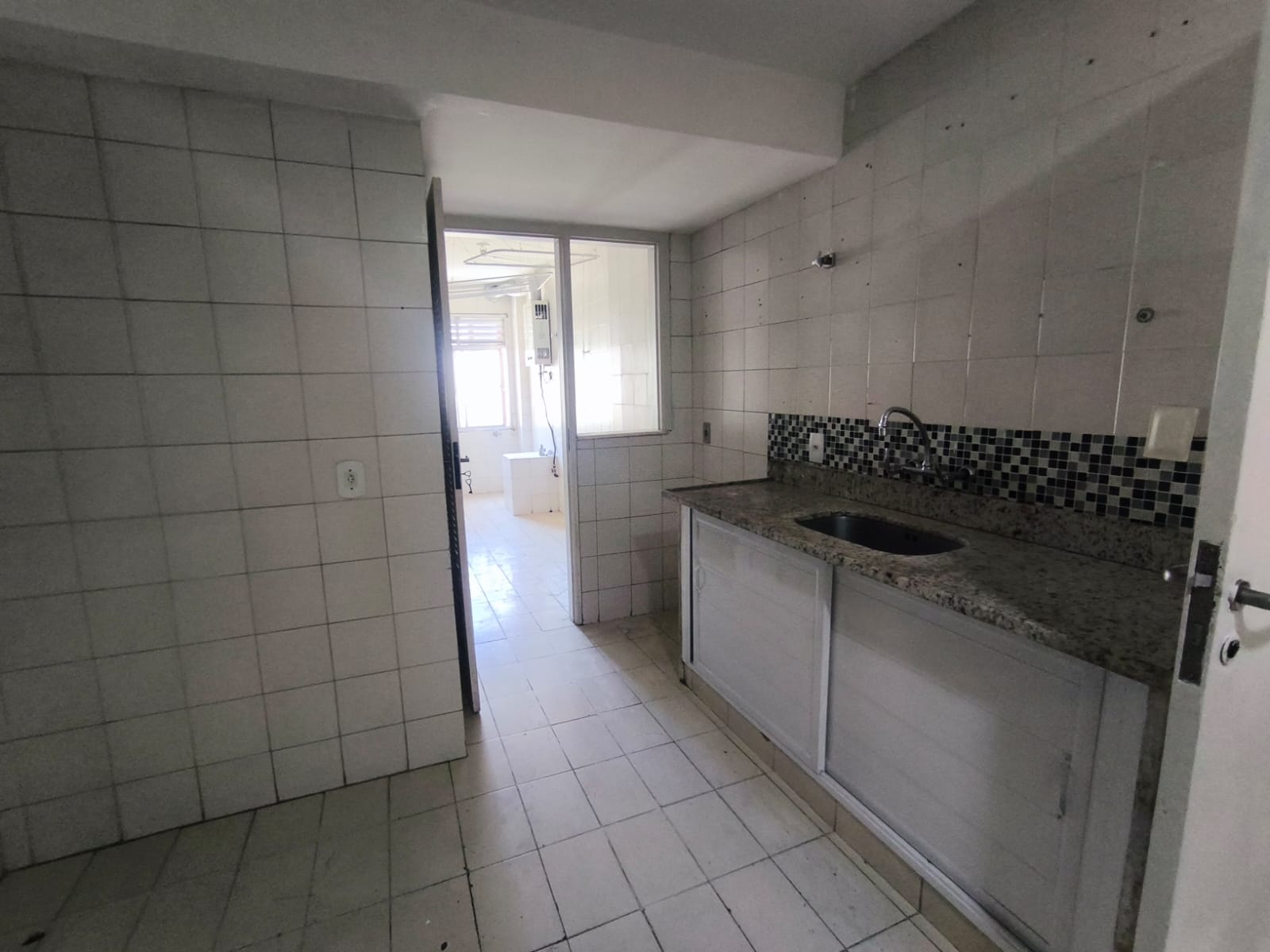 Apartamento para alugar no Grajaú 3 quartos, varanda e duas 